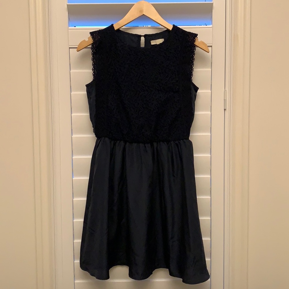 Earth Music & ecology white label lace dress sz S